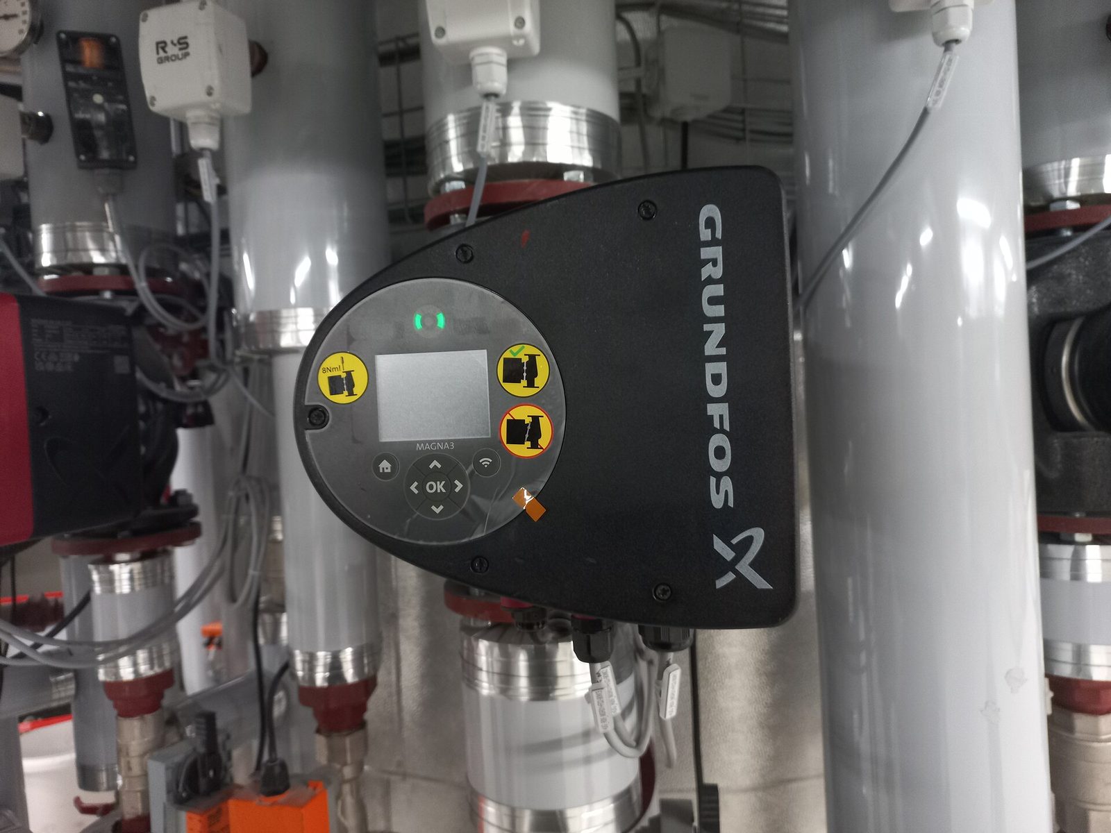 Swimming pool pump and filtration equipment